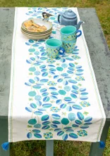  “Tulsi” block-printed table runner in organic cotton. - vanilla