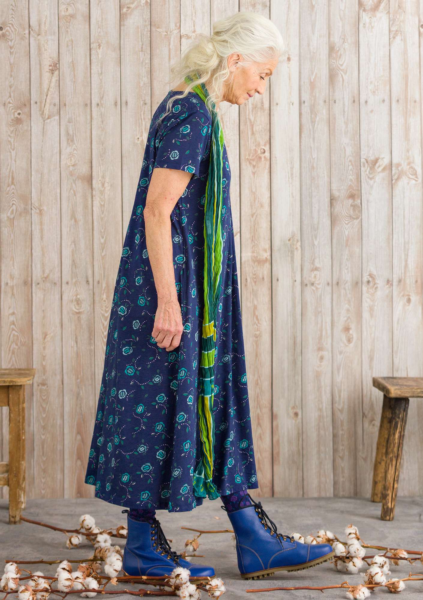 Kleid „Vanja“ aus Öko-Baumwolle mitternachtsblau-gemustert thumbnail