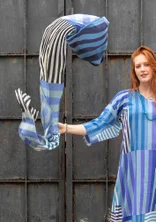 Vevd skjerf «Cherai» i økologisk bomull - havblå