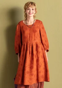 Vävd klänning "Leia" i lin - henna/mönstrad