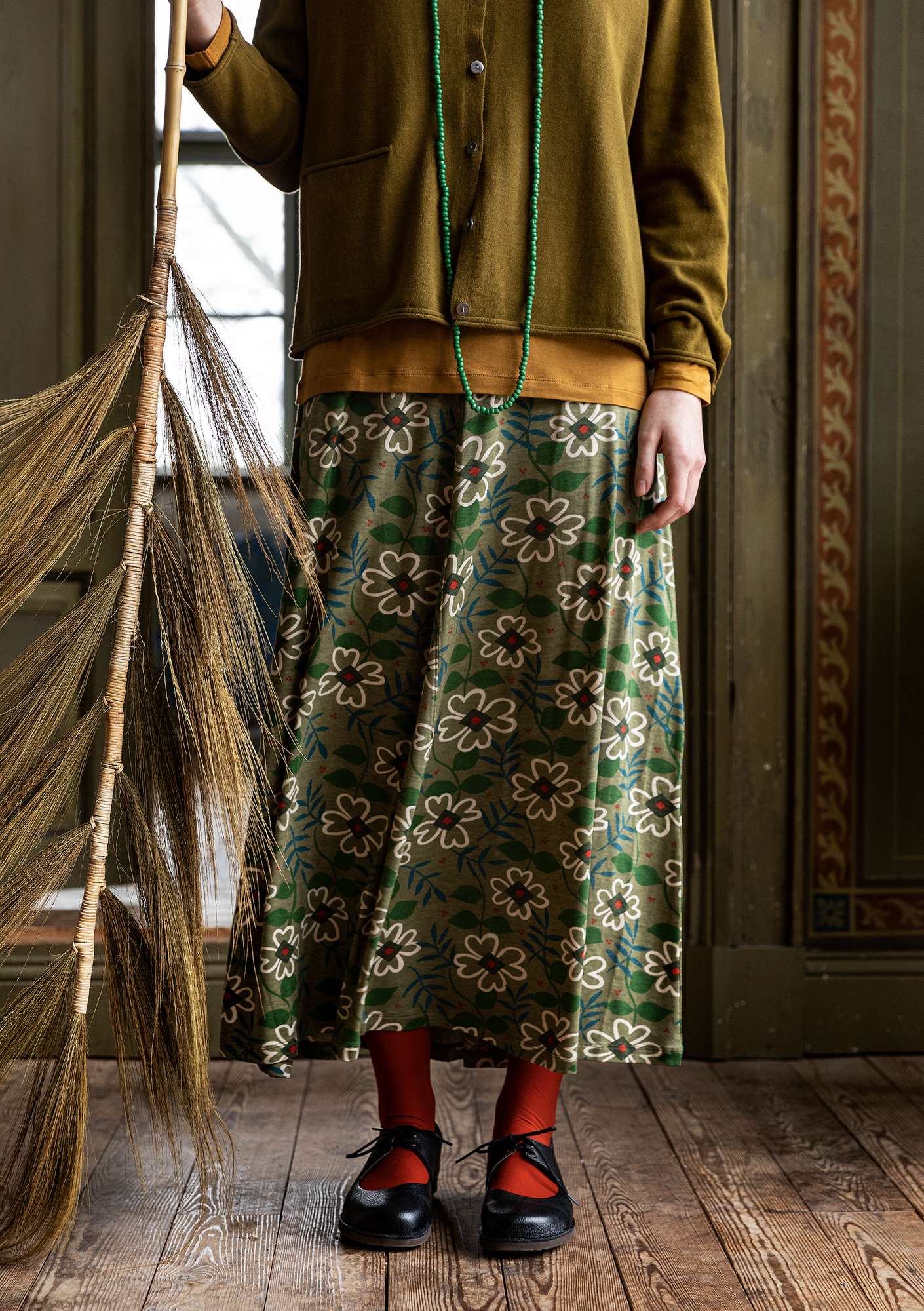 “Flora” jersey skirt in lyocell/spandex timothy grass