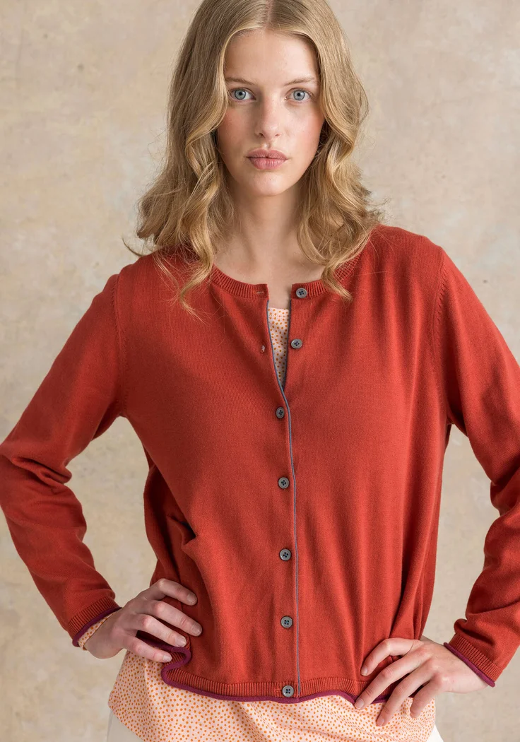 Strickjacke „Esme“ aus Bio-/Recycling-Baumwolle - krapprot