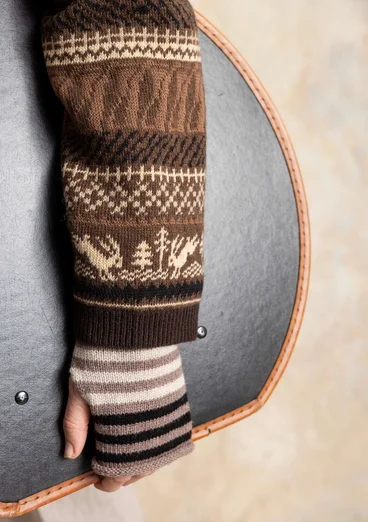 Gemusterter Pullover „Harsprång“ aus Lammwolle/Recycling-Wollgemisch - röstkaffee