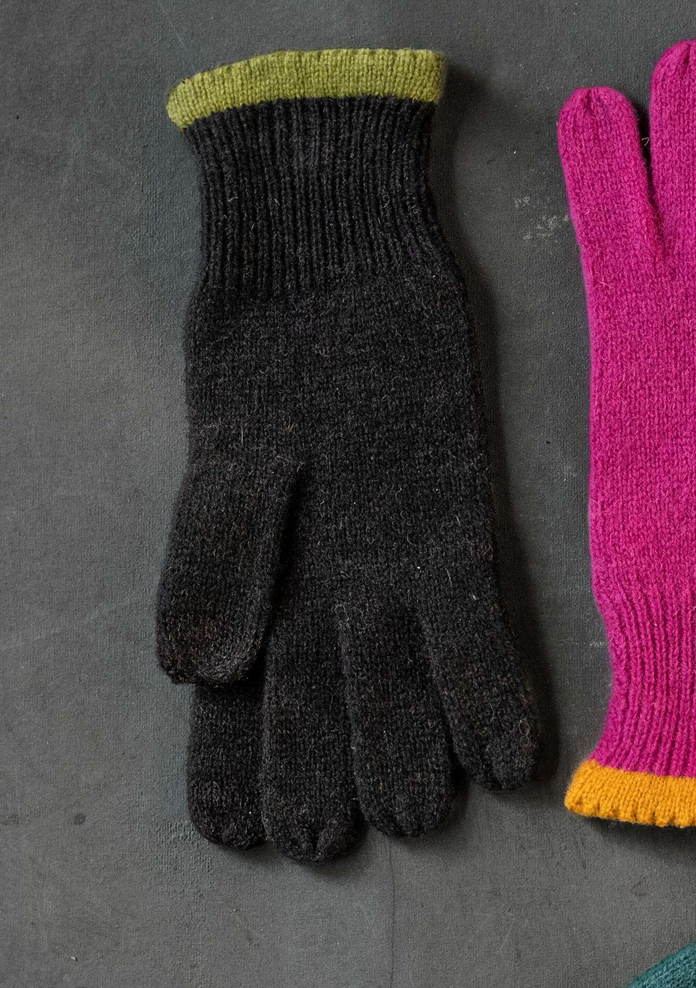 Wool touchscreen gloves nature black thumbnail