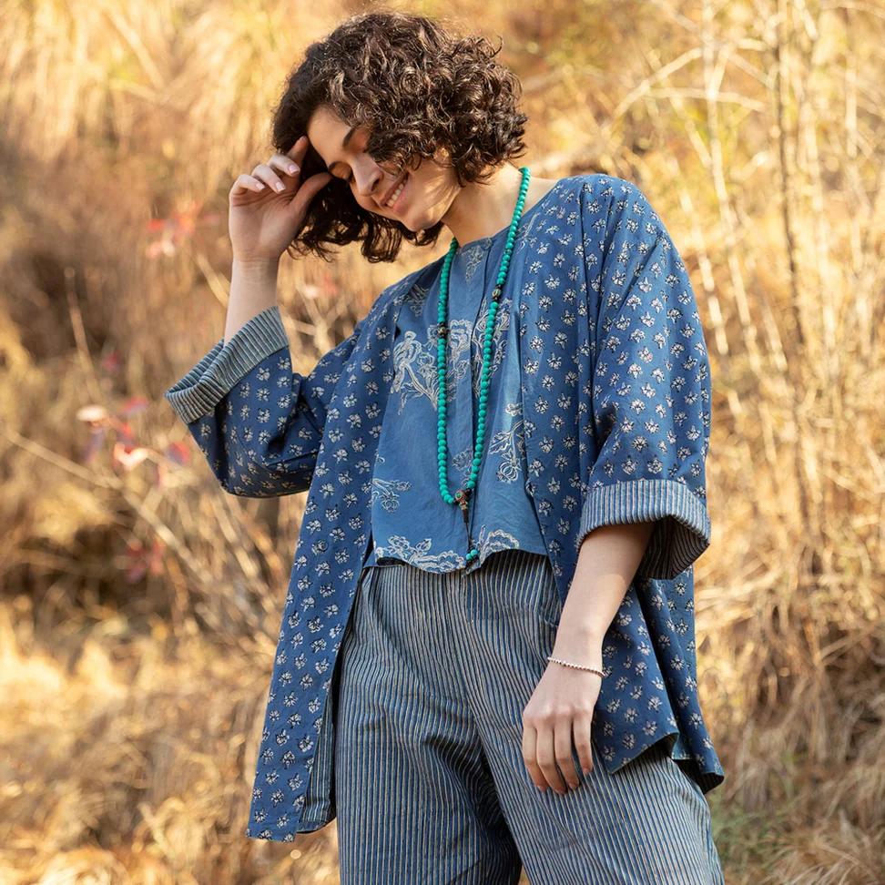 “Willow” woven kimono in organic cotton - indigo