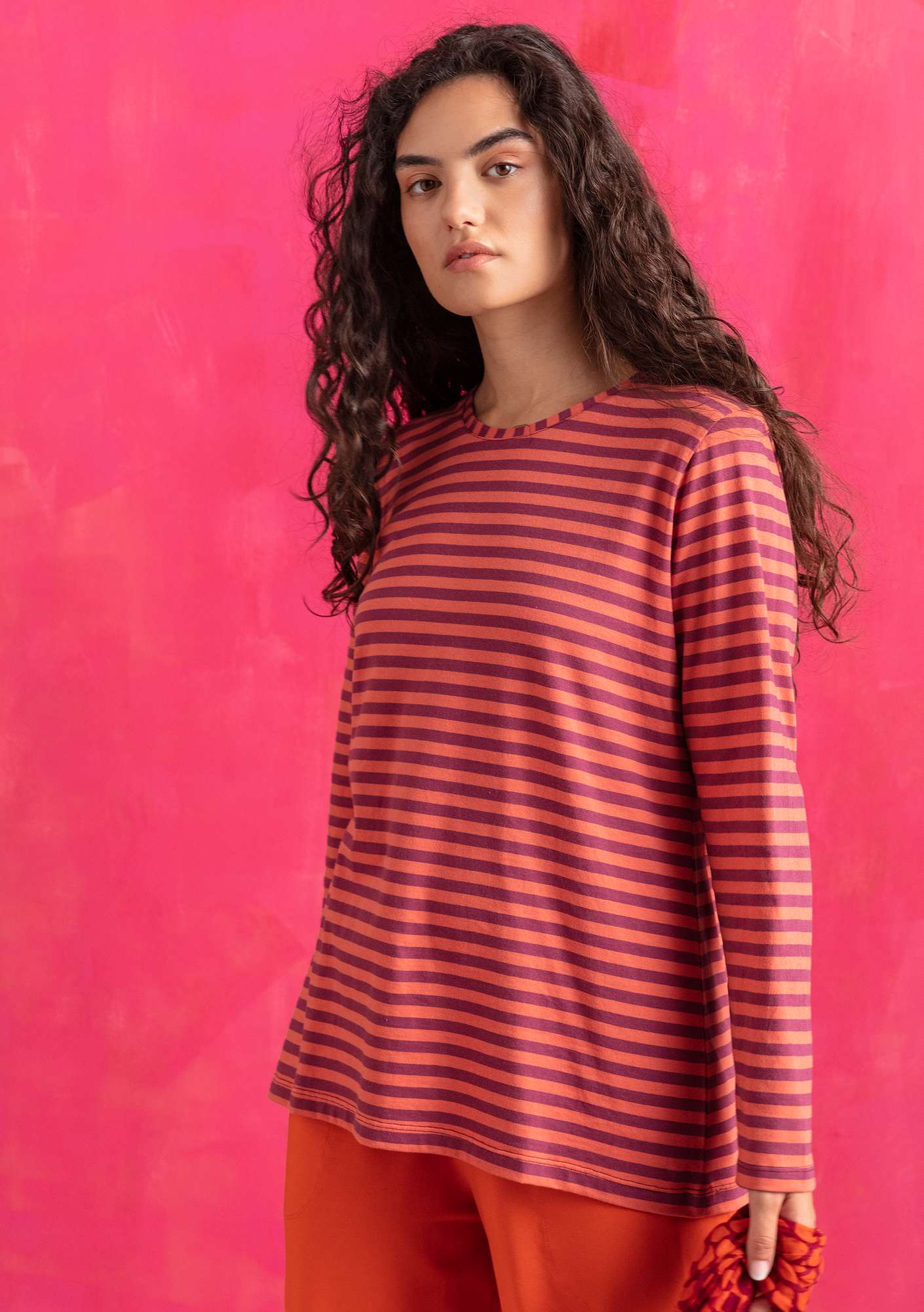 Essential striped sweater in organic cotton purple red/chili thumbnail