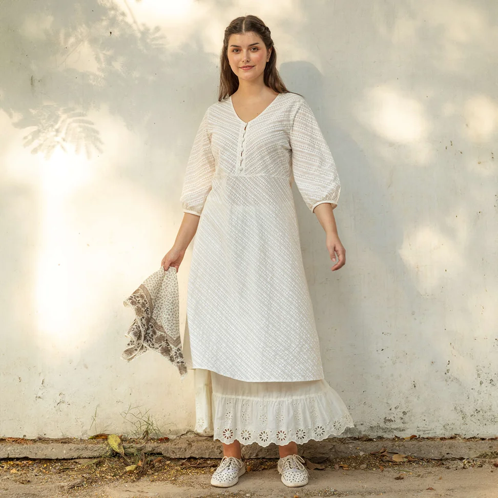 “Eka” woven dress in organic cotton - almond milk
