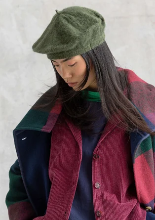 Knitted alpaca blend beret - pine/melange