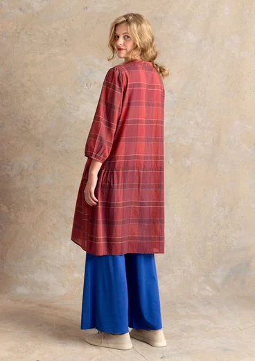 Kangasmekko ”Nora” ekopuuvillaa - krapinpunainen