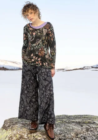 Bluse "Yura" i økologisk lyocell/elastan - sort