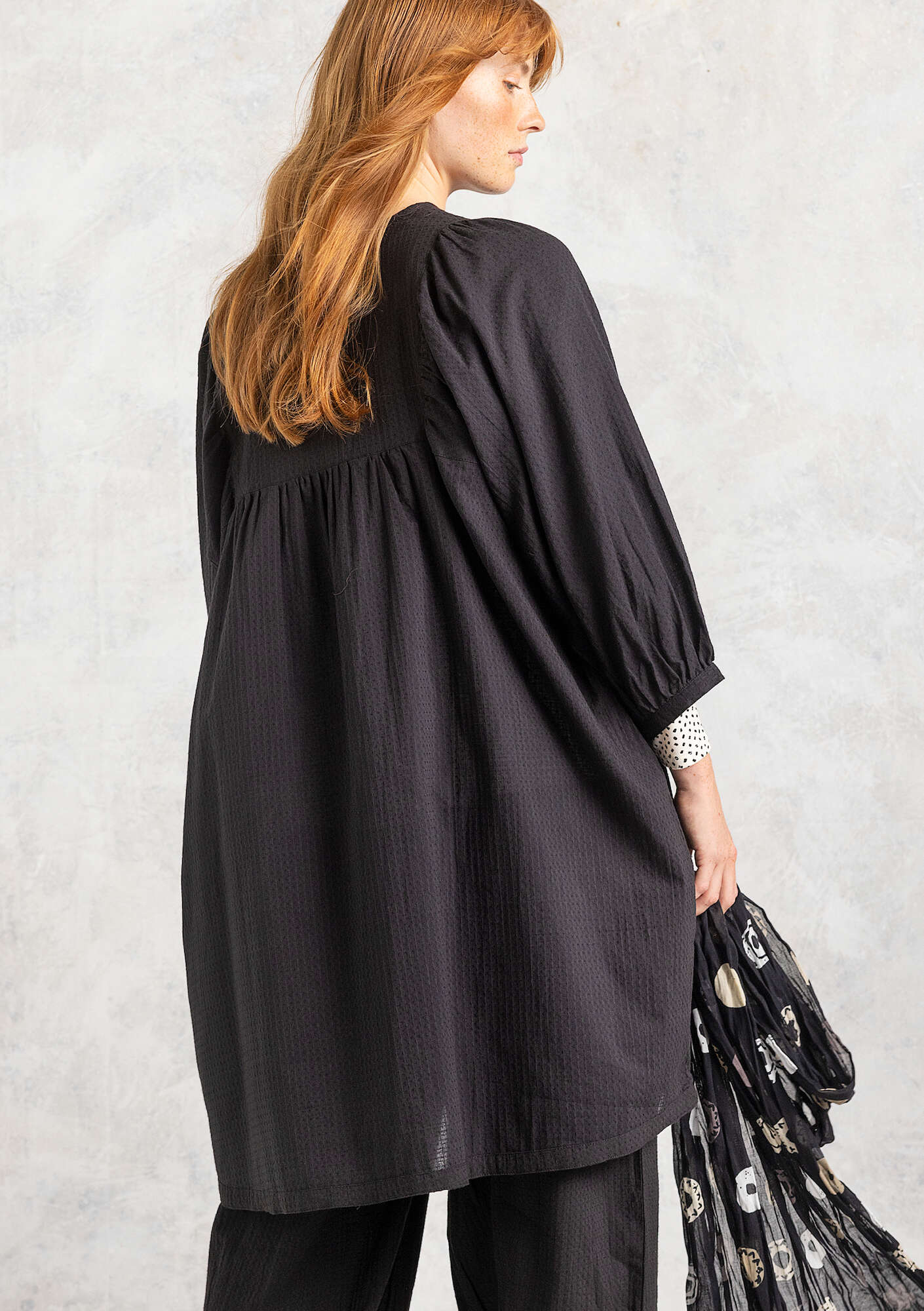 “Hilda” woven dress in organic cotton black thumbnail