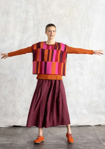 “Rut” knitted top in a blend of organic and recycled cotton - lingonberry/check