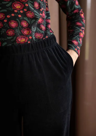 “Nora” velour pants in organic cotton/recycled polyester - black