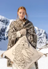 Stickat kuddfodral "Owl" i lammull - ostron