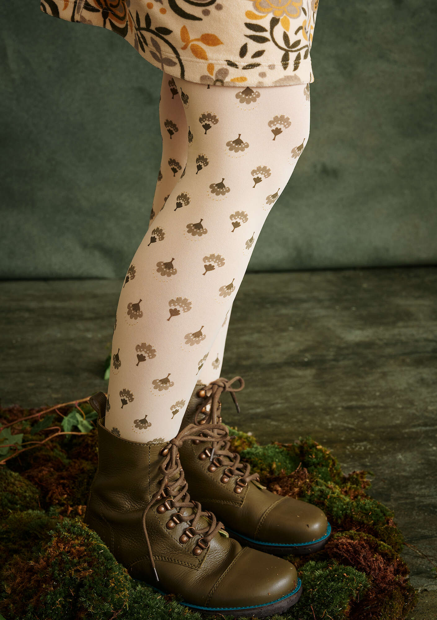 “Sigrid” tights in recycled nylon light sand thumbnail