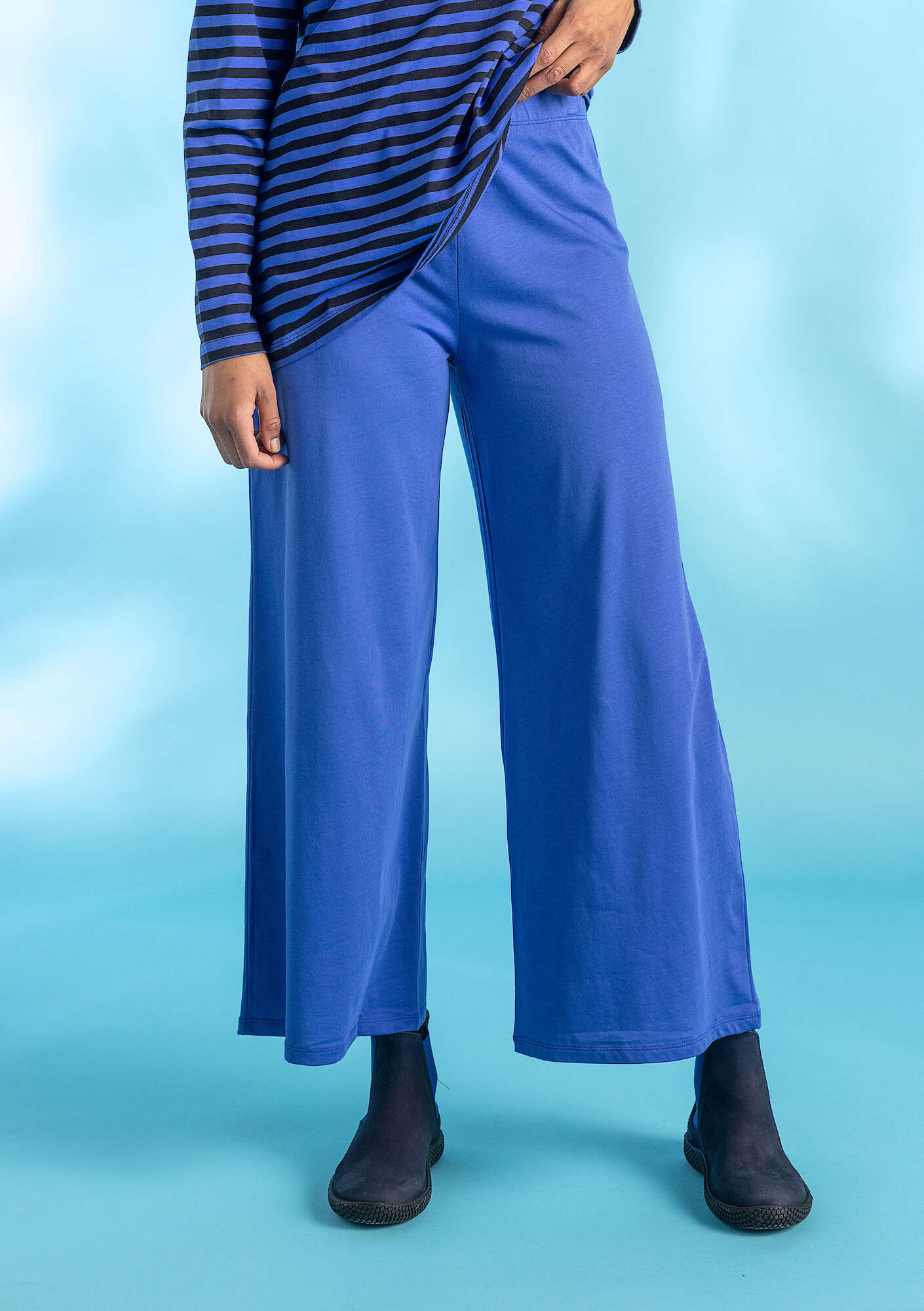 Tricot broek van katoen/modal brilliant blue