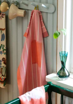 “Ira” organic cotton tea towel - cherry blossom