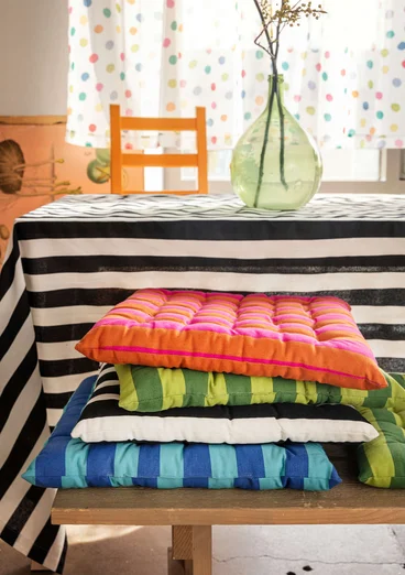 “Långrand” tablecloth in organic cotton - black