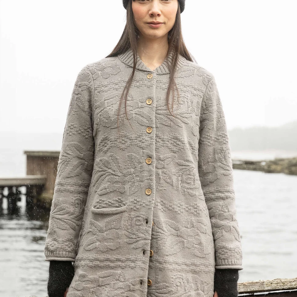 “Nova Scotia” long cardigan in lambswool - grey