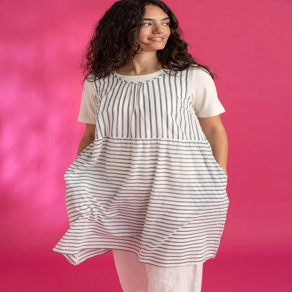 “Nord” woven sleeveless dress in organic cotton - light ecru