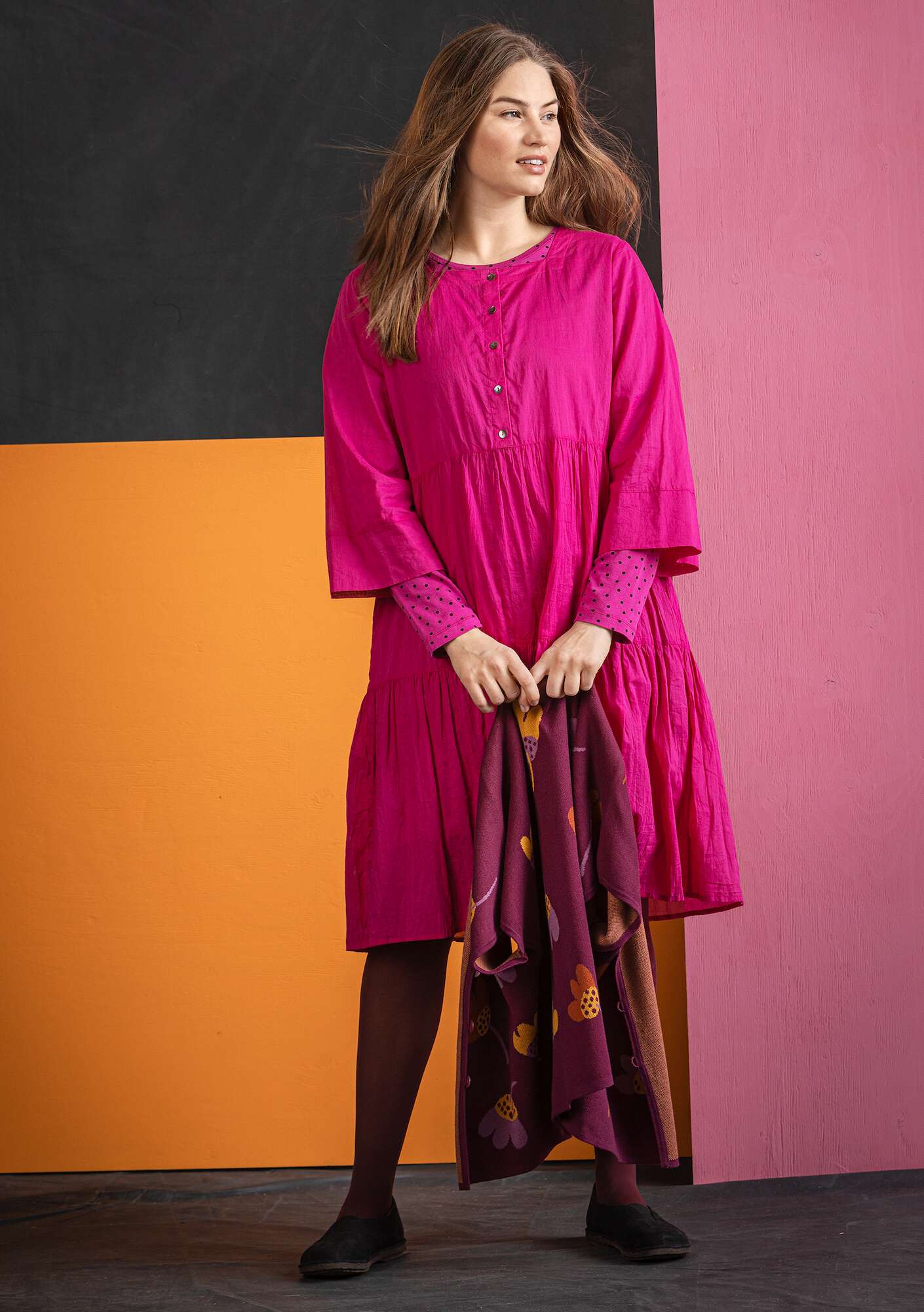 “Fruits” dress in woven organic/recycled cotton cochineal
