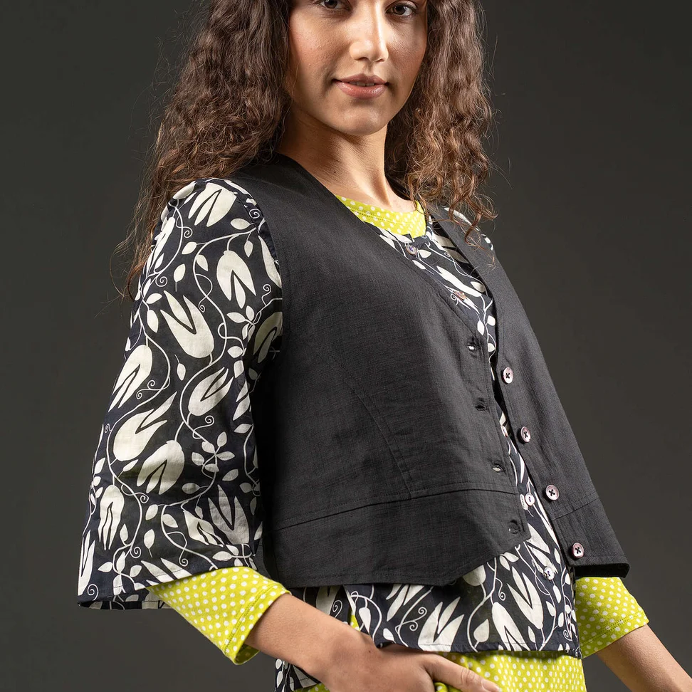 Gilet sans manches en coton biologique tissé - noir