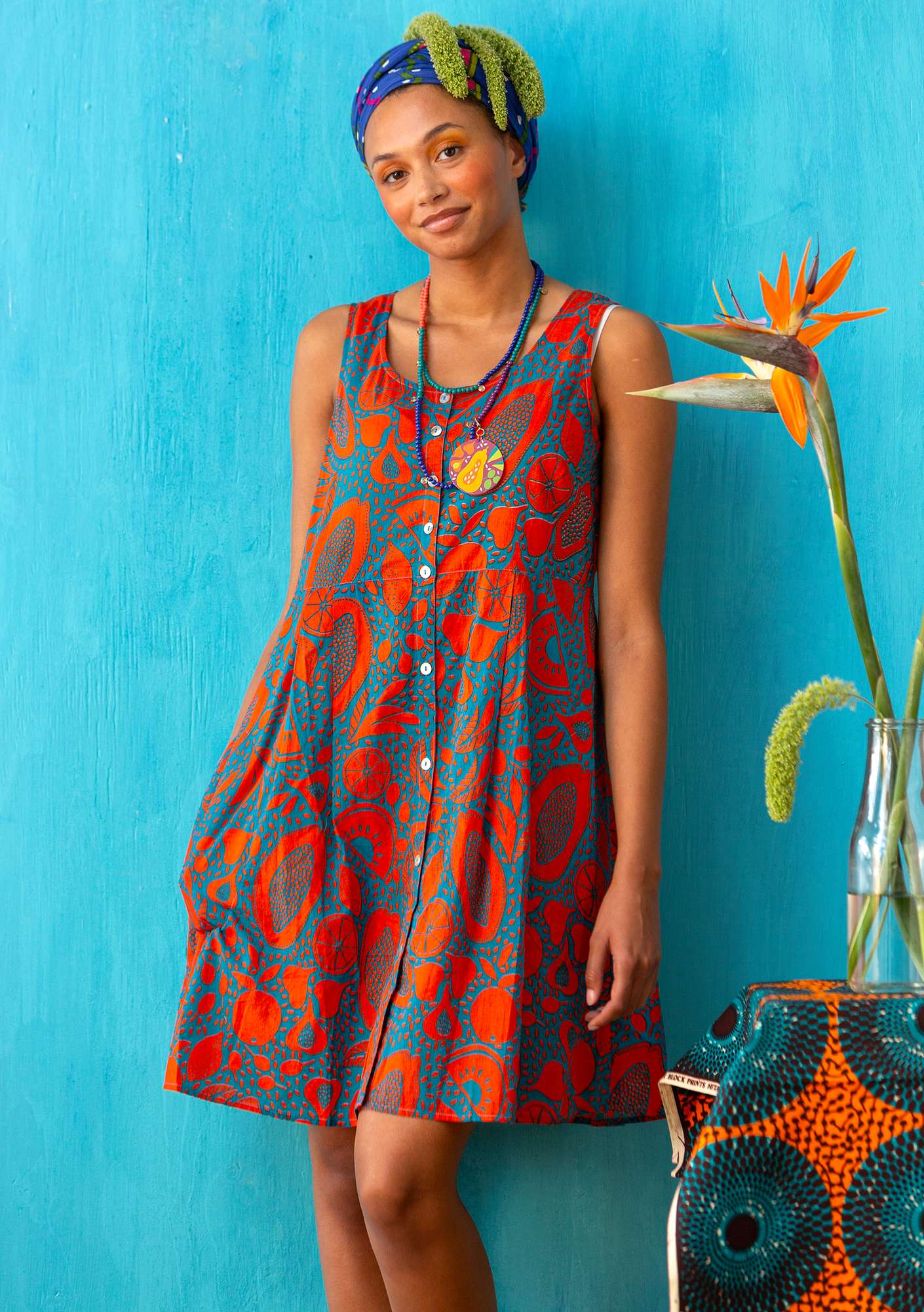 Vevd kjole «Marimba» i økologisk bomull lavarød