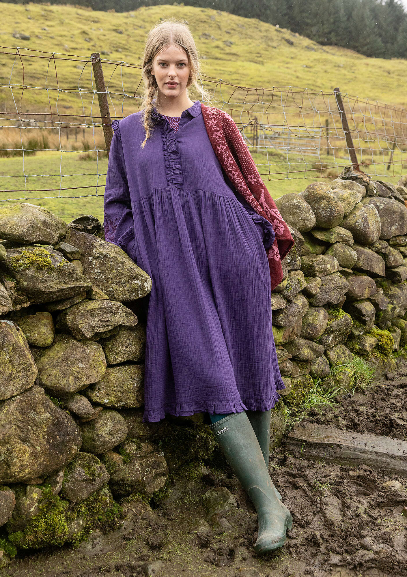 Frigg” solid-colored dress in organic cotton gudrunsjoden.com