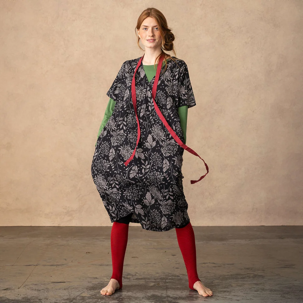 Robe "Niwa" en coton biologique tissé - noir