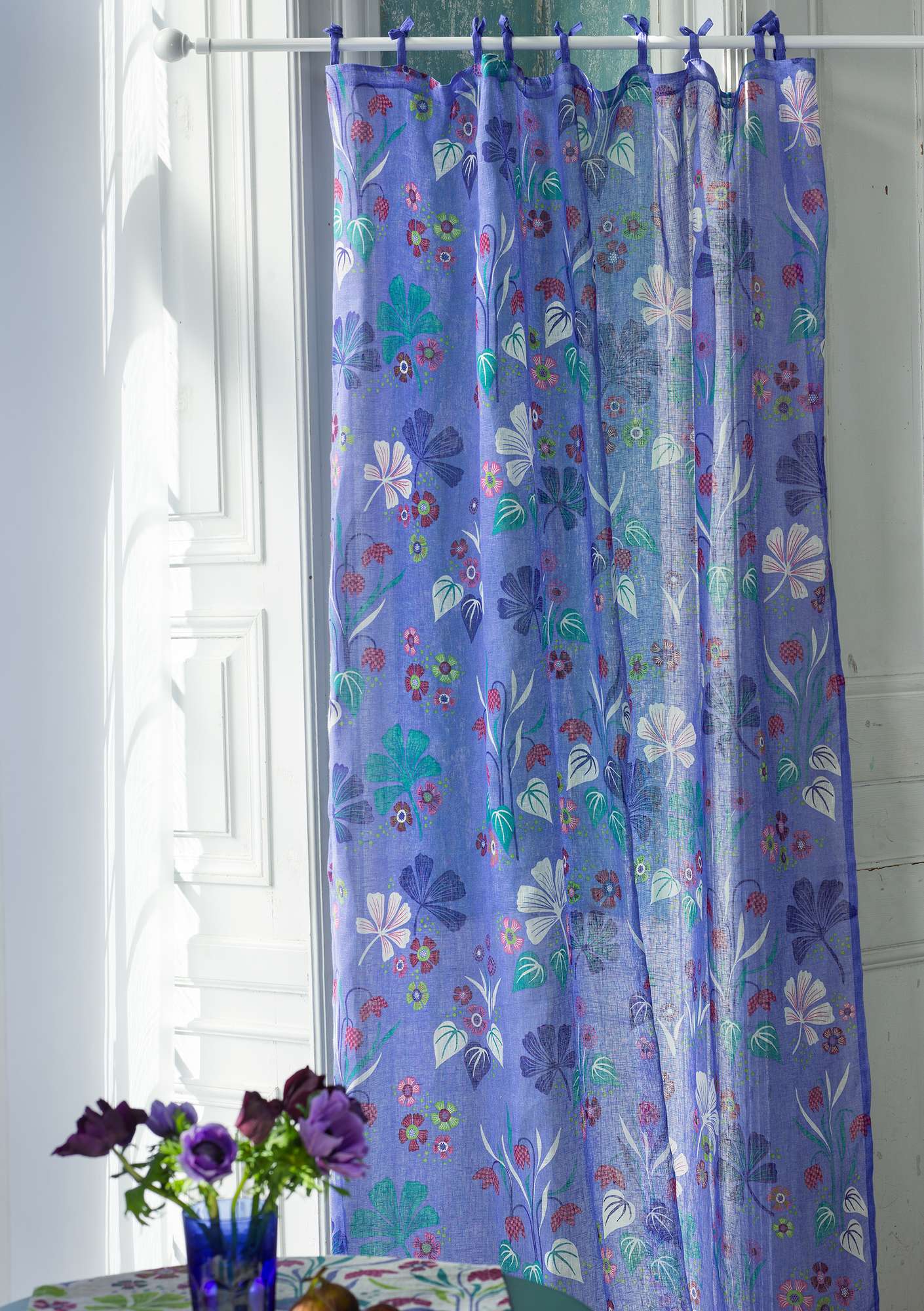 Ängslilja curtain lavender