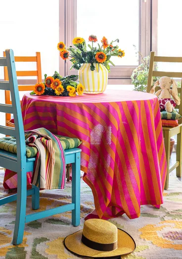 “Långrand” tablecloth in organic cotton - cerise