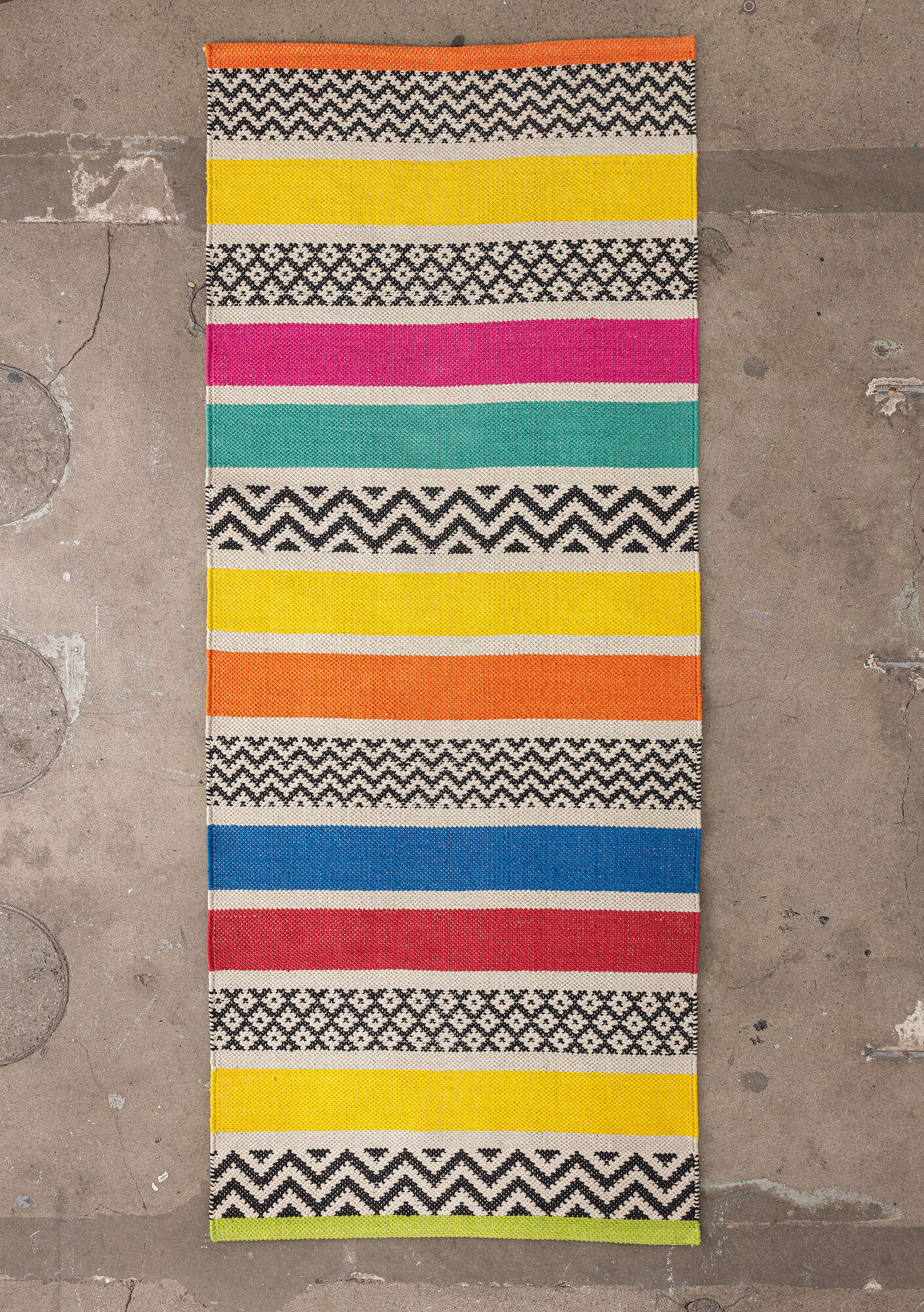 Striped rug in organic cotton multi-color