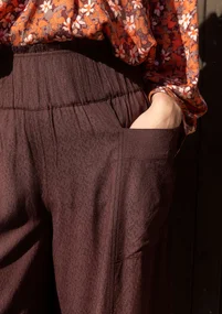 Webhose „Flora Flow“ aus Viskose - dunkelaubergine