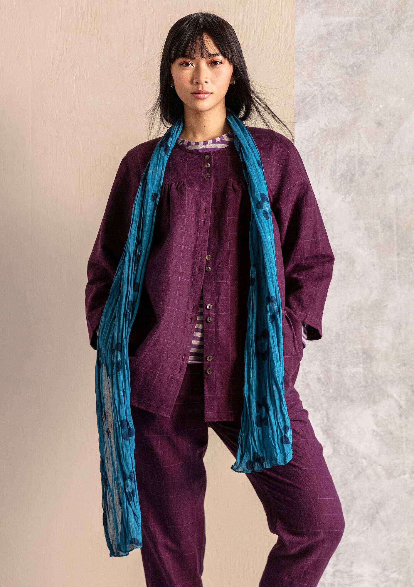 “Alice” shawl in organic cotton indigofera