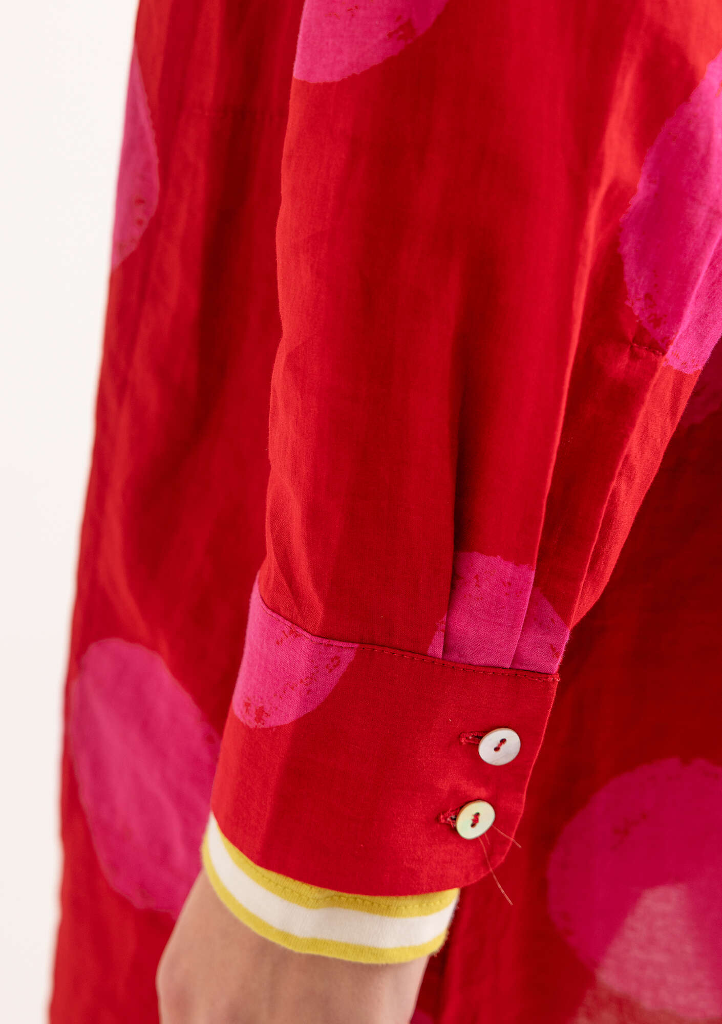 “Palette” shirt dress in organic cotton parrot red/patterned thumbnail