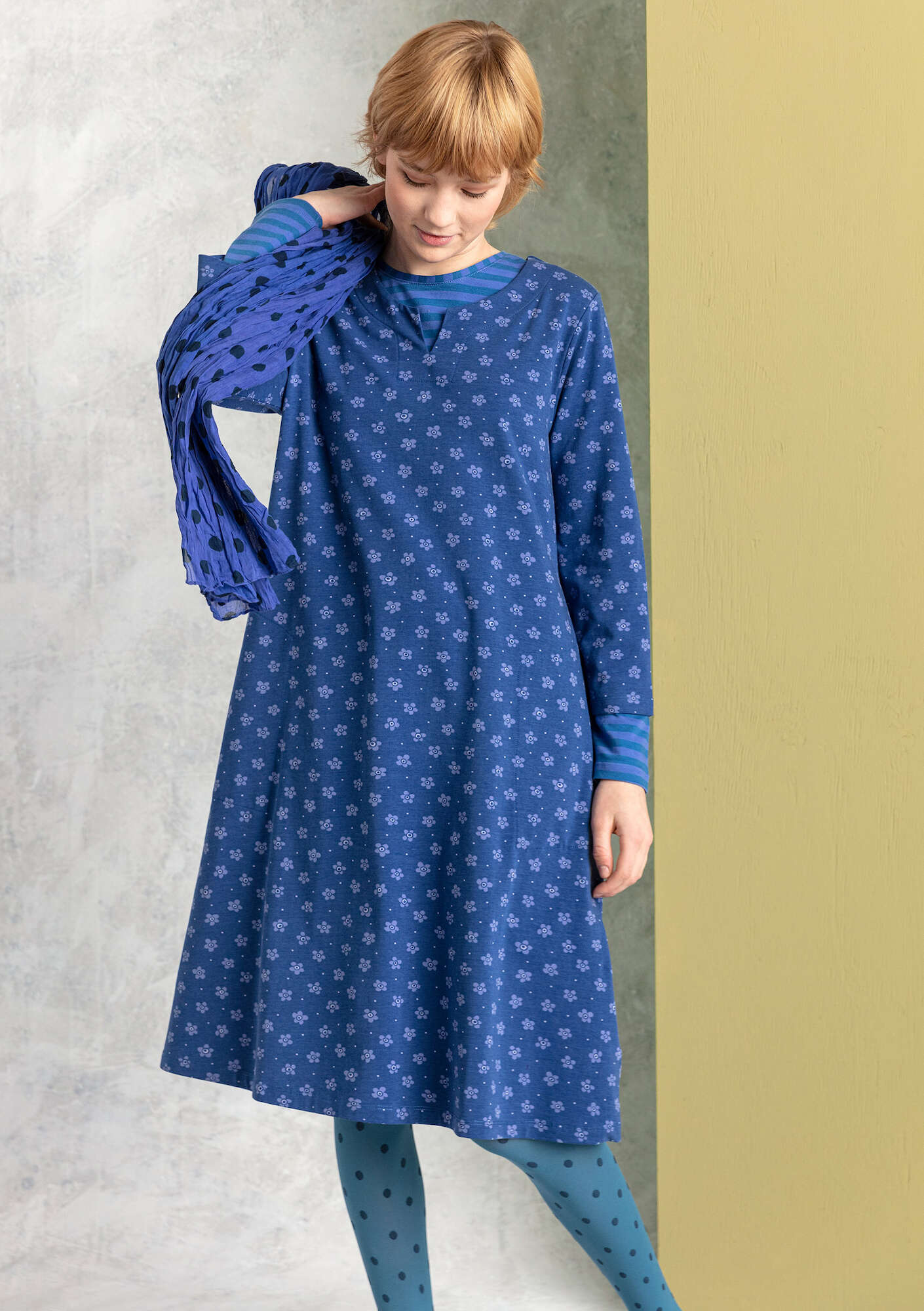 Tricot jurk  Belle  van biologisch katoen/elastaan indigoblauw/dessin