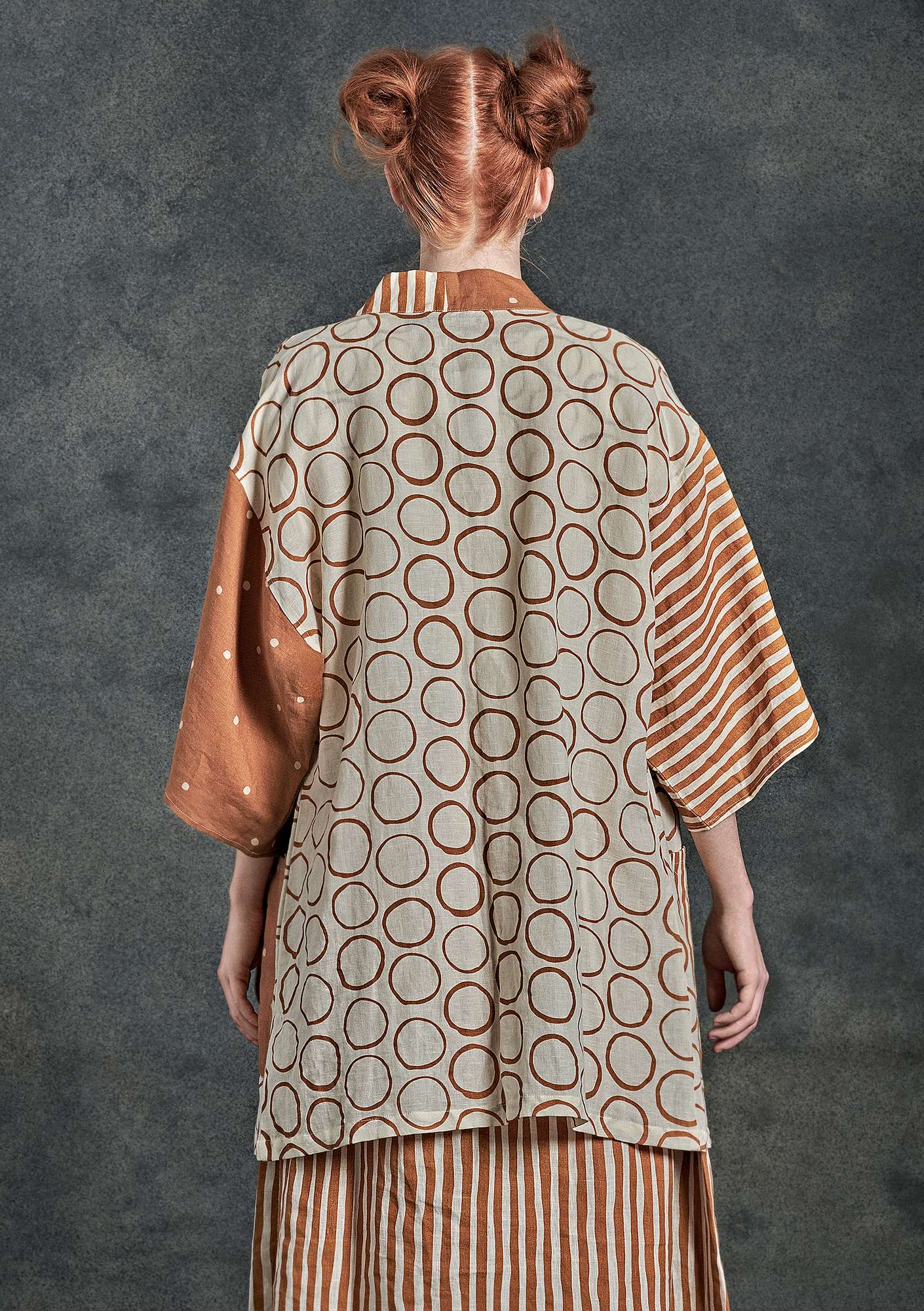  “Matsumoto” kimono in linen/cotton ecru/burnt sienna thumbnail