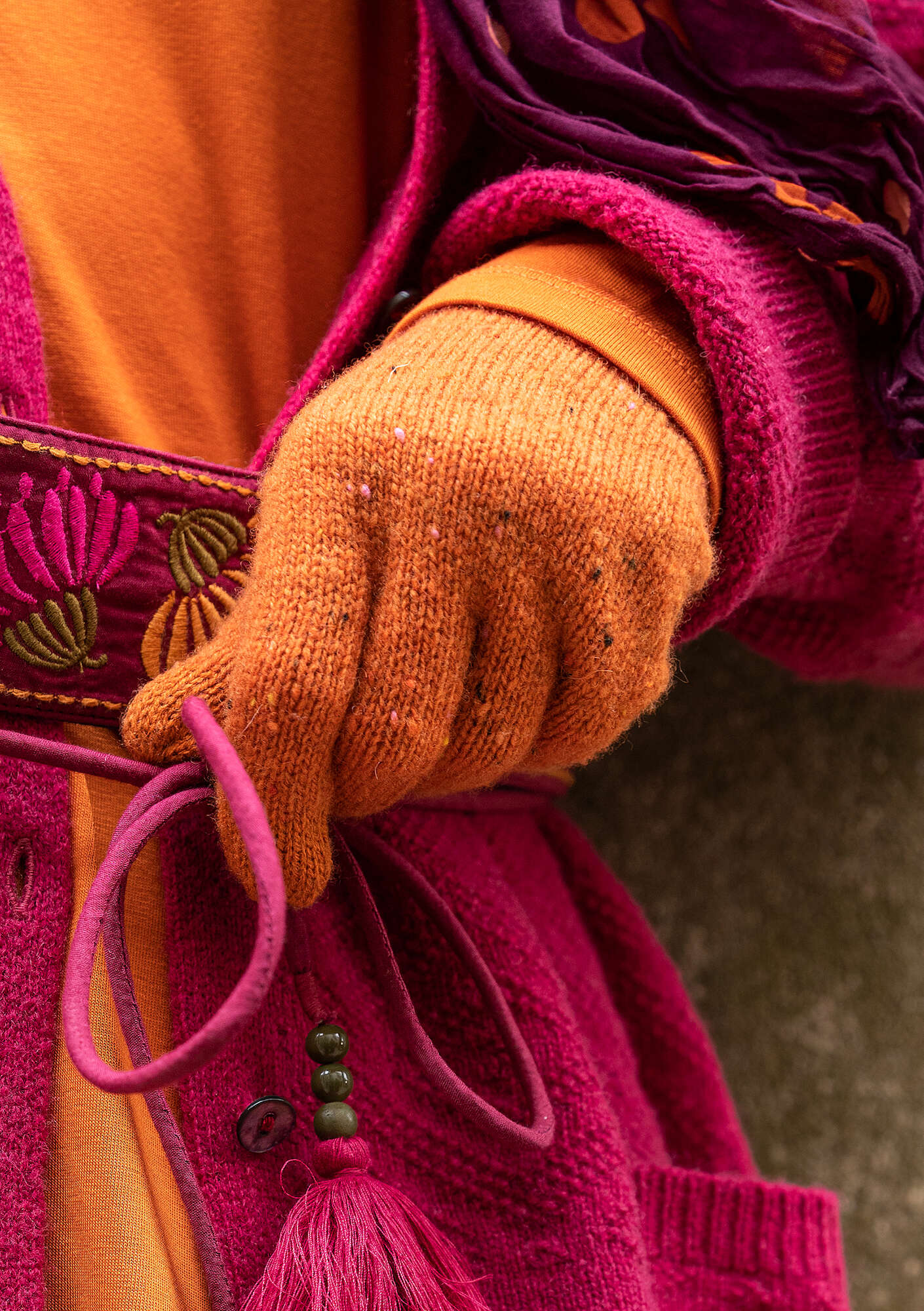 Handschoenen van lamswol met touchmateriaal gebrand oranje