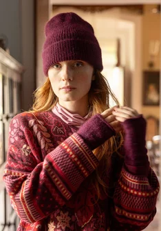 Beanie in an alpaca blend - aubergine/melange