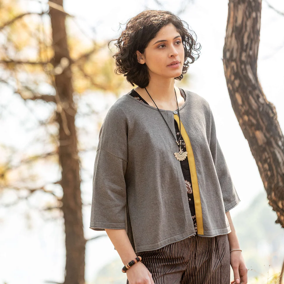 Vegetable-dyed cardigan in organic cotton/wool - iron grey