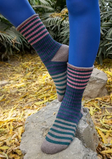 Stricksocken aus Lammwolle - dunkeljaspis