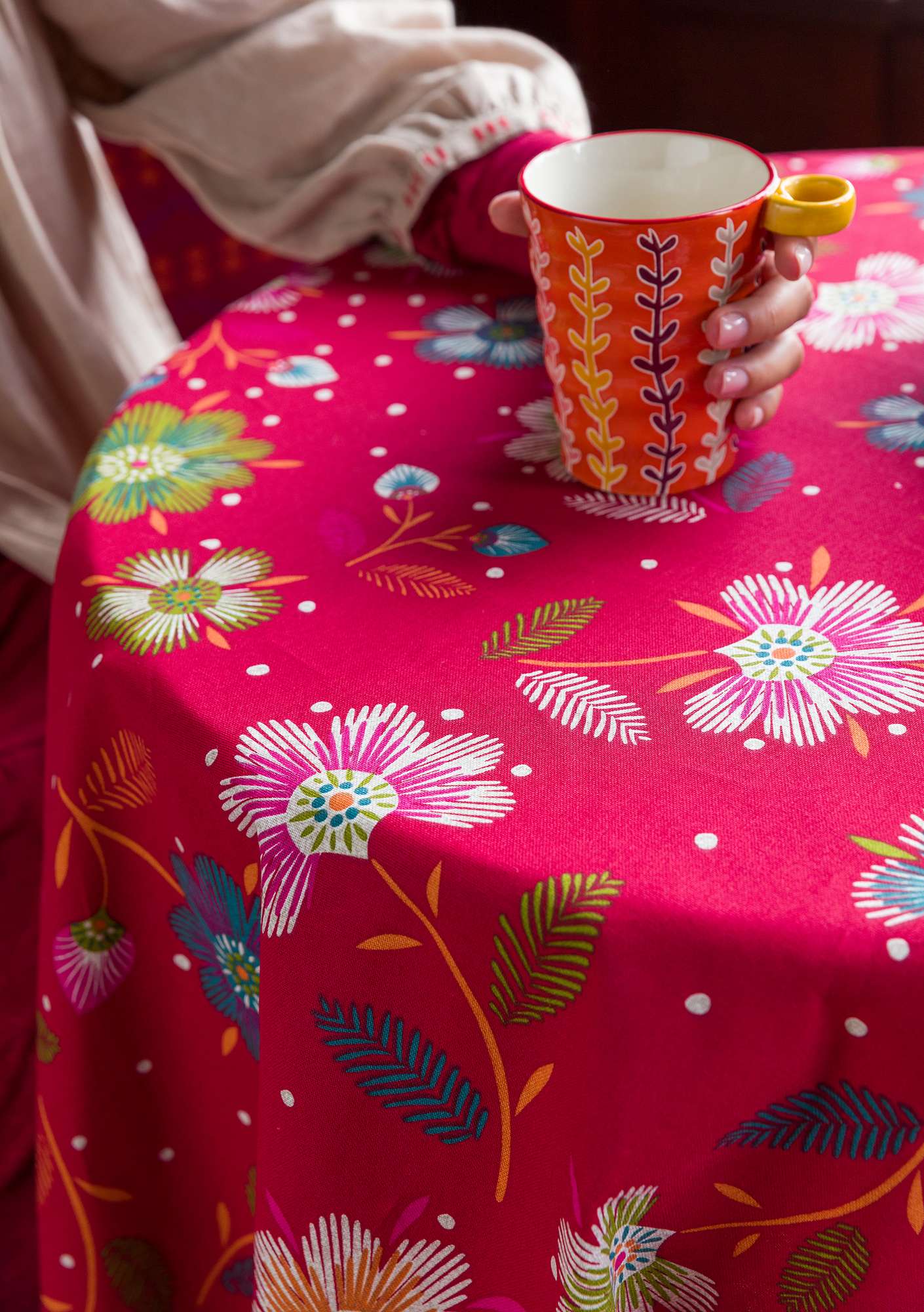 “Margrethe” organic cotton tablecloth tomato thumbnail