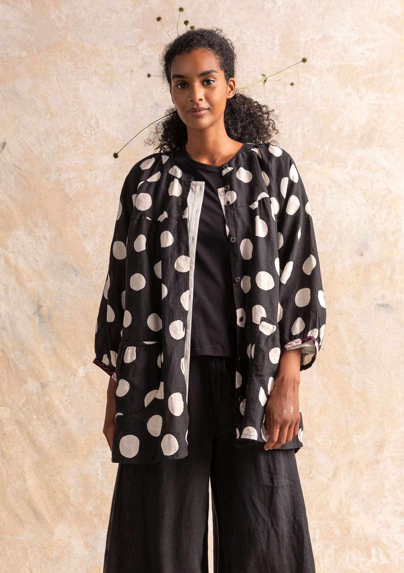 “Amber” linen smock blouse black/patterned