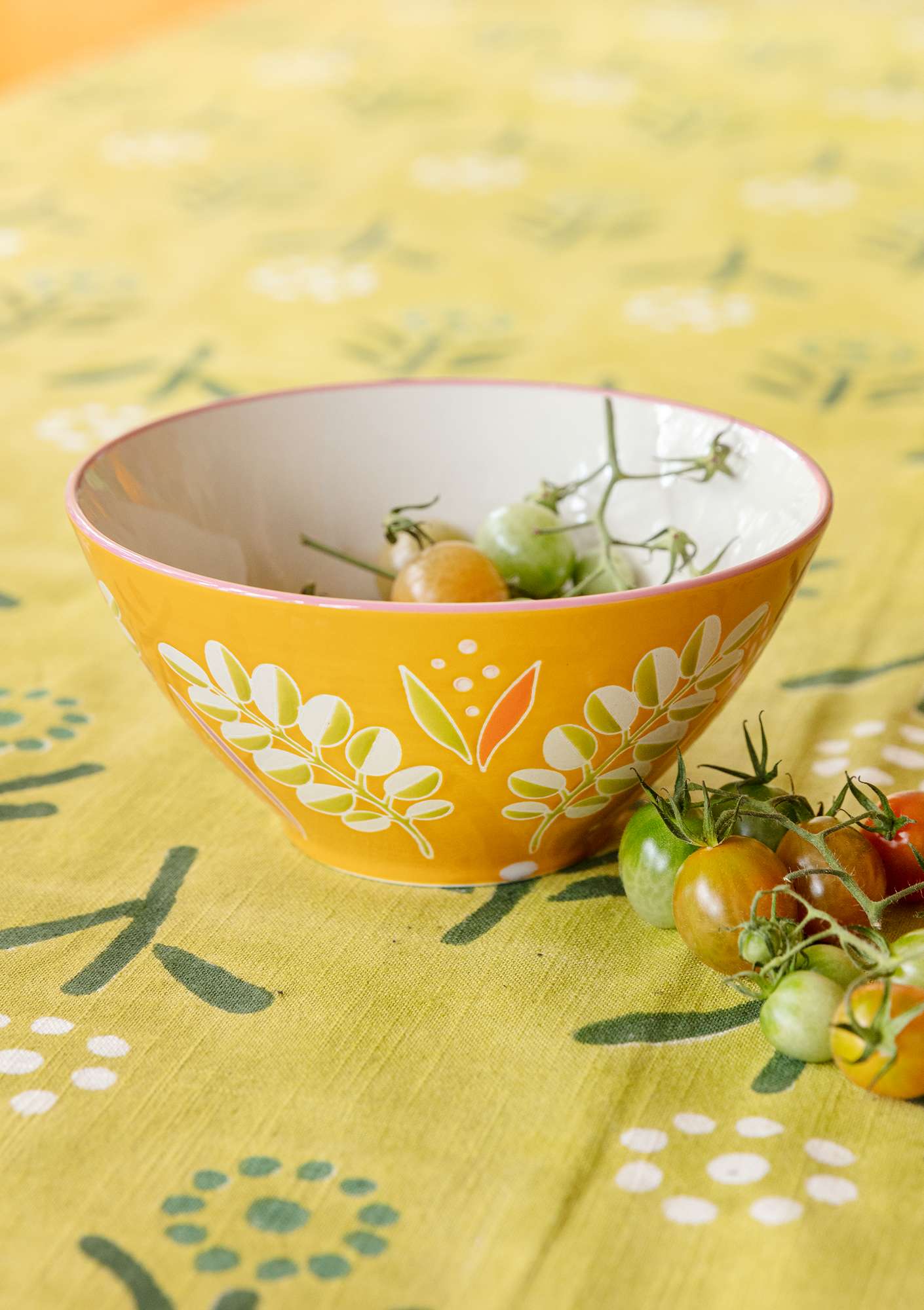 “Meadow” ceramic bowl gold ochre