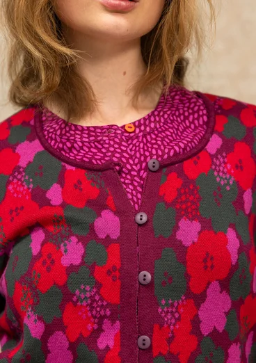 Florale Strickjacke „Hillevi“ aus Bio-/Recycling-Baumwolle - aubergine
