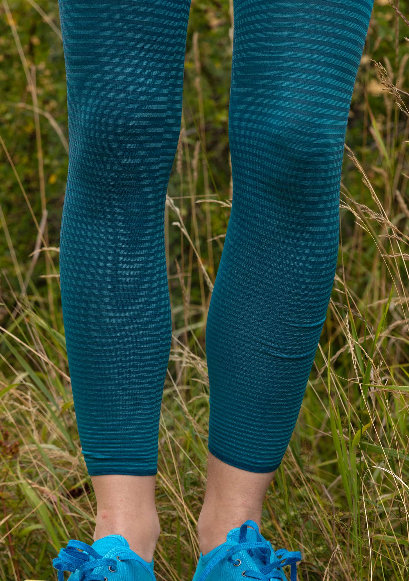 Striped leggings in recycled nylon petrol blue/turquoise thumbnail