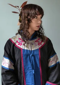 “Mei Lan” jacket in a viscose/cotton/linen blend - black