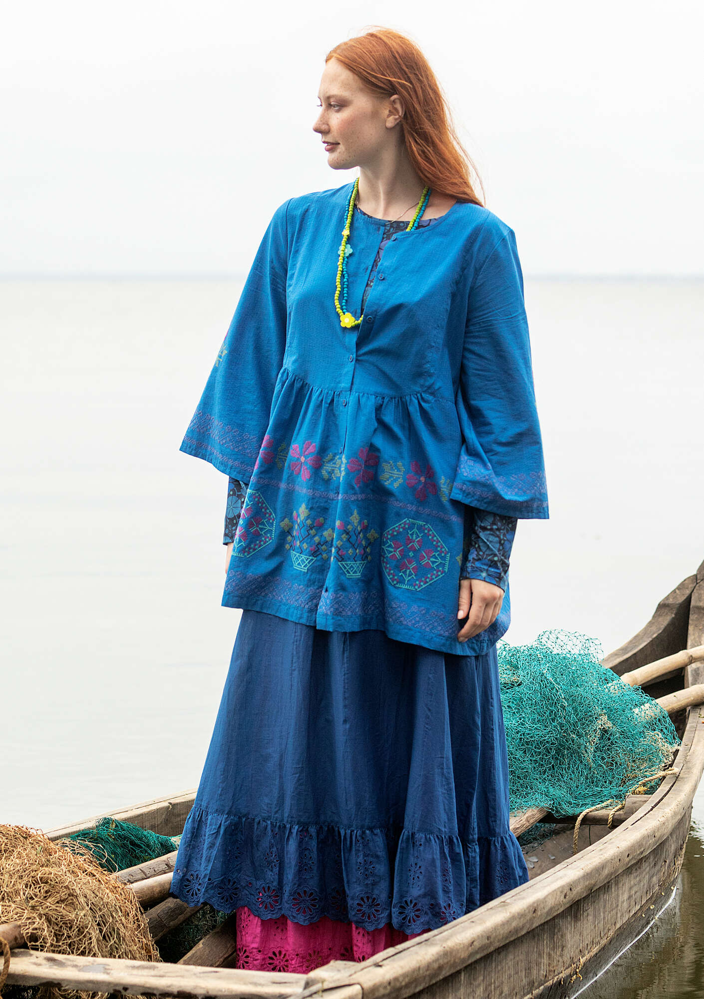 green emerald velvet dress Vintage Hand Embroidered Hungarian Folk Dress M/L  Honeywood