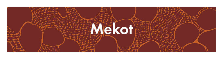 Tummanpunainen kuvio, jossa valkoinen teksti ”Mekot”.