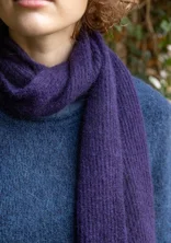 Strickschal aus Alpakagemisch - brombeere